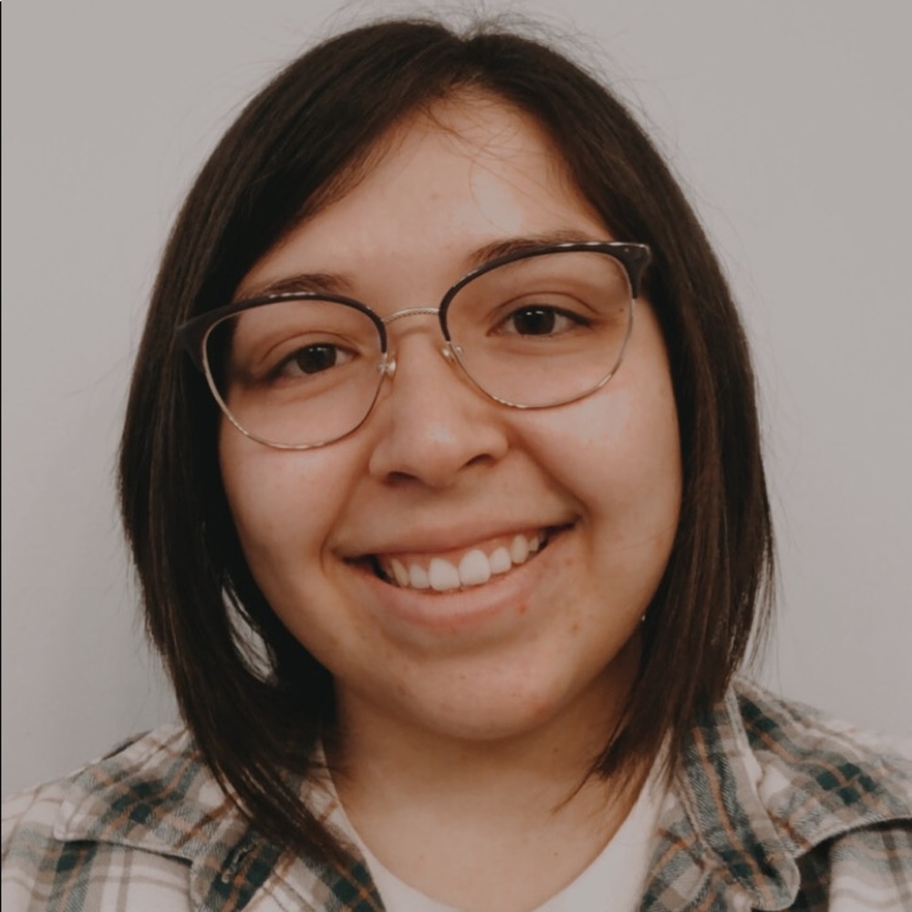 Meet your Posher, Kayla